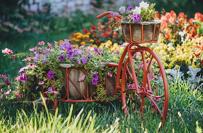 10 ретро тенденции за двора, които се завръщат през 2026 г.