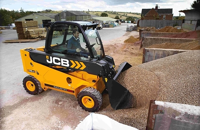 Електрически телескопичен мотокар JCB Teletruk 35-26D Industry Pro E-Tech – Ефективен и екологичен