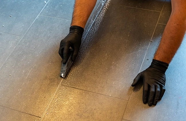 Как да премахнем фугите между плочките – лесни стъпки за перфектен резултат