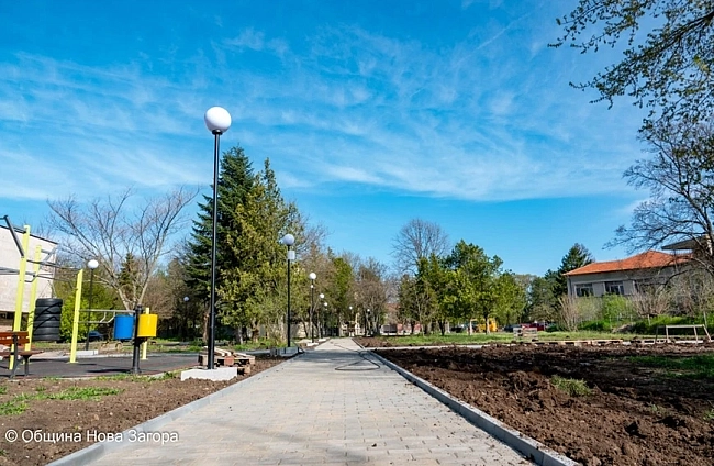 Благоустрояване в селата Кортен и Стоил войвода: нови детски площадки и обновена градска среда