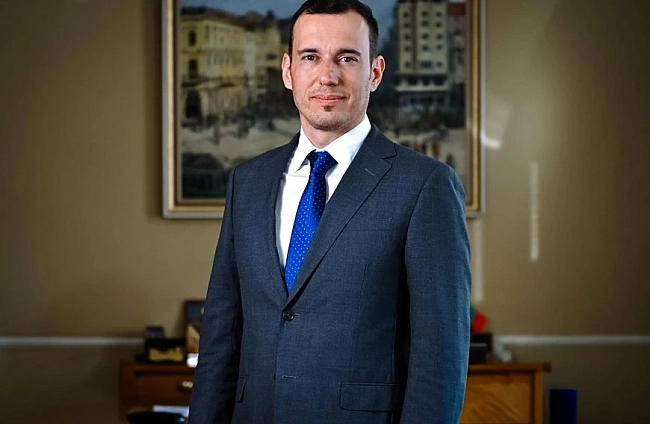 Васил Терзиев: София има нужда от детски градини и паркове, а не от рушащи се сгради