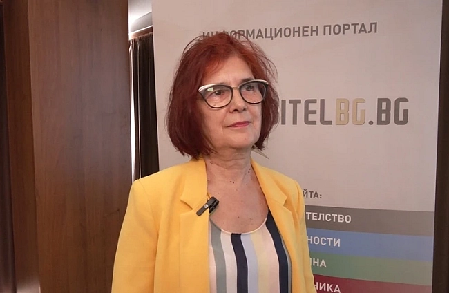 Radka Konstantinova broker