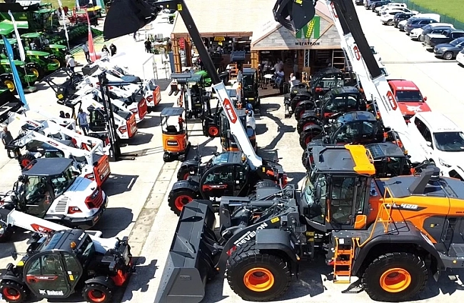 Megatron представи топ техника от Bobcat и Develon на БАТА АГРО 2025