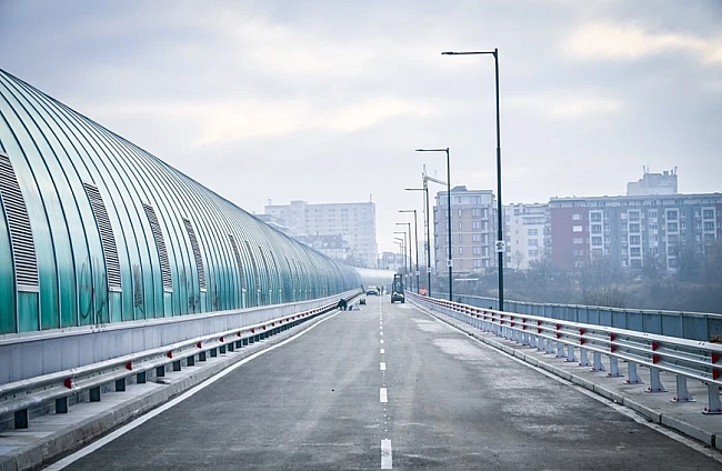 На финала е първият етап от ремонта на моста над р. Въртопо