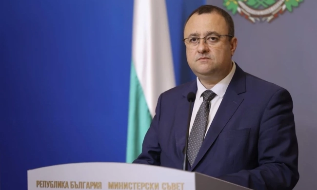 Министърът на регионалното развитие поиска освобождаването на ръководни кадри в АПИ