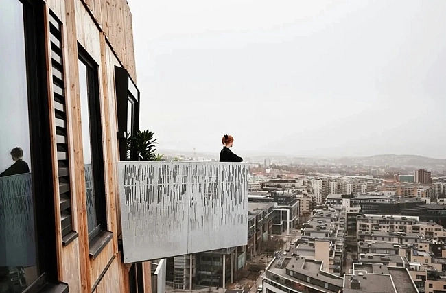 Shaping the façade