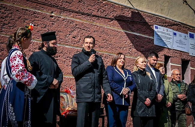 Кметът Васил Терзиев и кметът на Панчарево Евгения Алексиева дадоха старт на строителството на нова сграда към 83-то училище