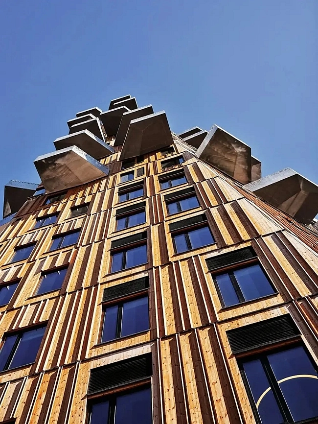 Construction and materiality