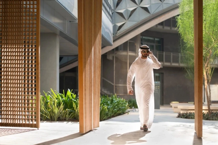 Masdar City в Абу Даби – модел за устойчиво градско развитие и бъдещето на зелените градове