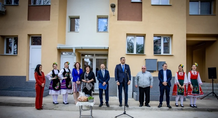 Първият саниран блок по ПВУ в Пазарджик вече е факт: Енергиен клас А за 111 домакинства