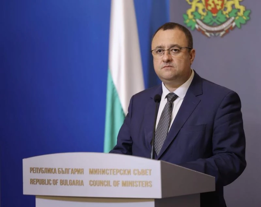 Министър Иван Иванов ще инспектира строителството на АМ Хемус