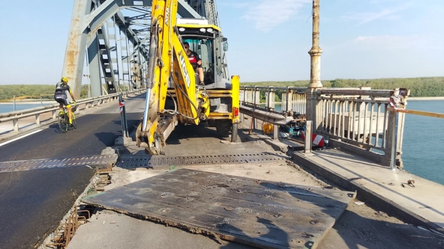 Ремонтът на Дунав мост при Русе продължава по график