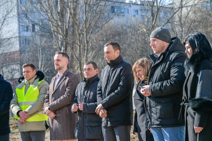 Васил Терзиев направи първа копка на нова детска градина в кв. Красна поляна