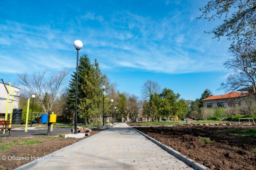 Благоустрояване в селата Кортен и Стоил войвода: нови детски площадки и обновена градска среда