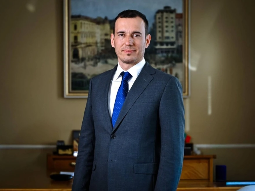Васил Терзиев: София има нужда от детски градини и паркове, а не от рушащи се сгради
