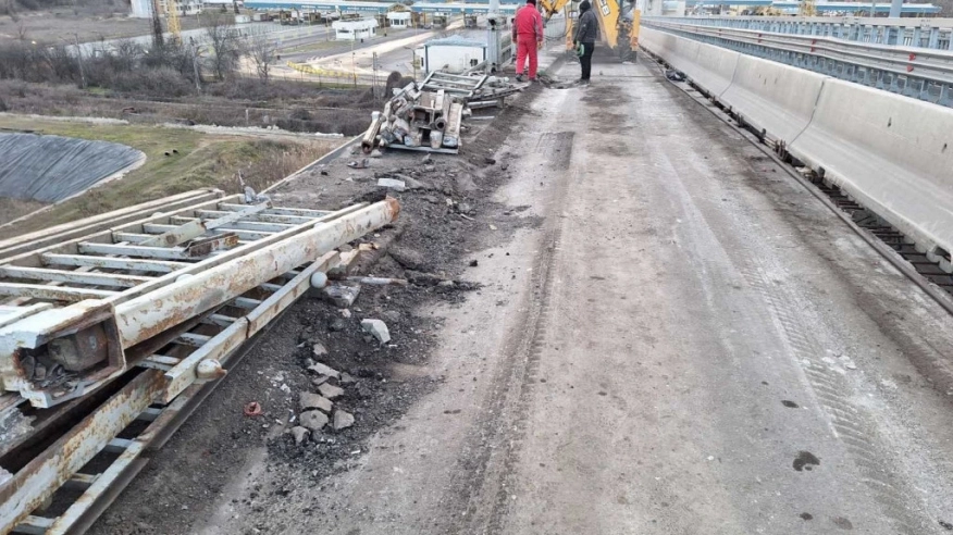 По график продължава ремонтът на Дунав мост при Русе