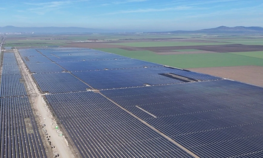 Първата фаза на Тенево Солар Технолоджи заработи с 69 MW фотоволтаици край Ямбол