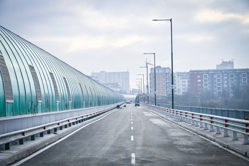 На финала е първият етап от ремонта на моста над р. Въртопо