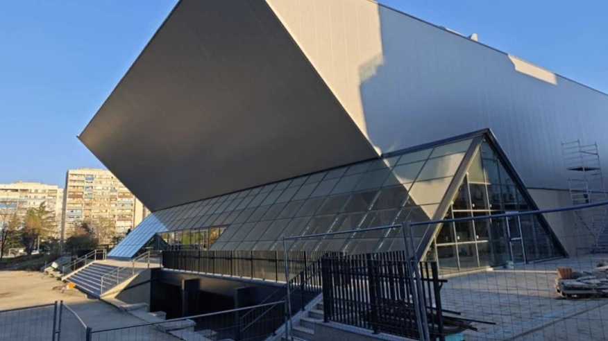 Община Бургас обявява конкурс за модулна градска мебел за зала Младост