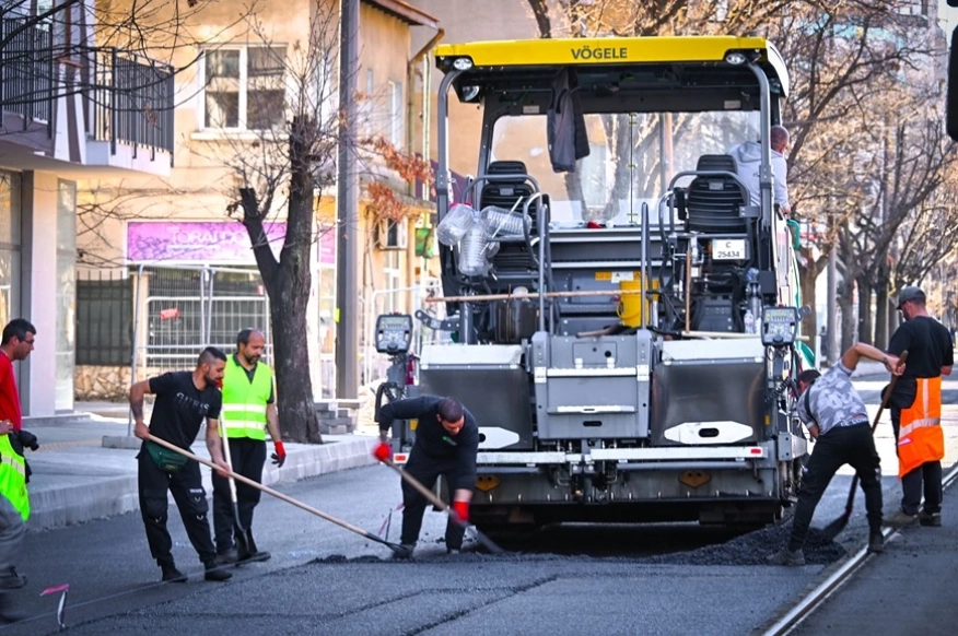 Напредва реконструкцията на бул. Александър Стамболийски: Модернизация на трасето и нова градска среда