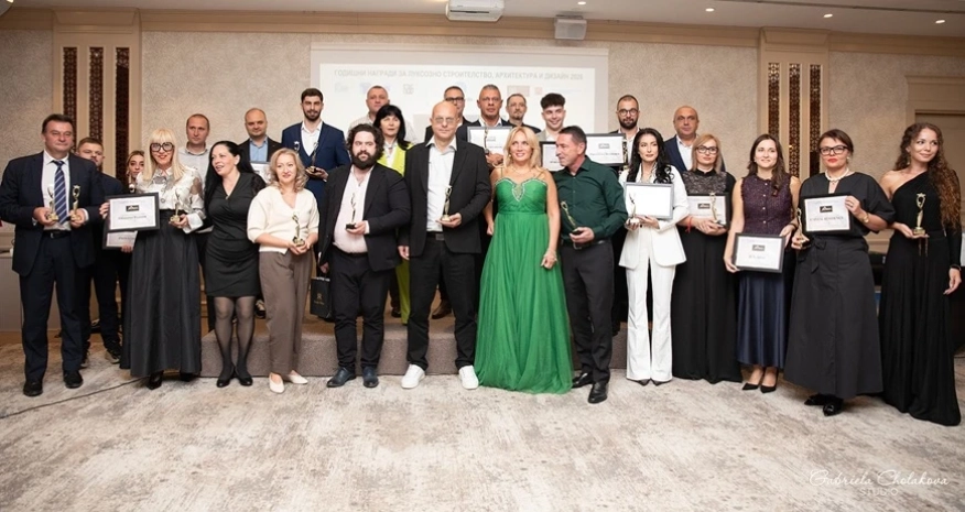 Кметове и строителни лидери с отличия от Luxury Property Awards 2026