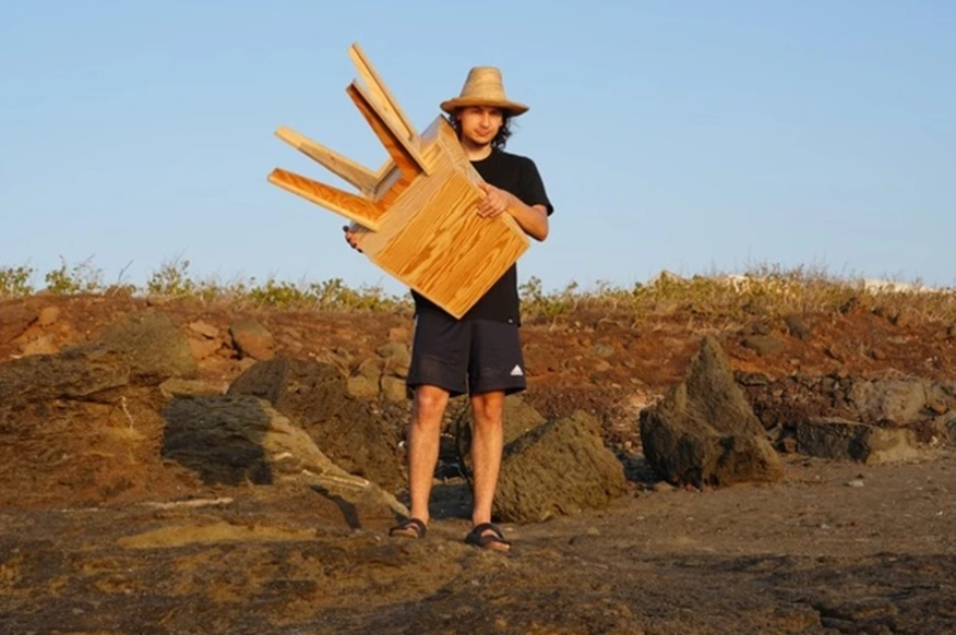 Жул Режис изследва пресечните точки на дигиталния дизайн и занаятите в Палермо