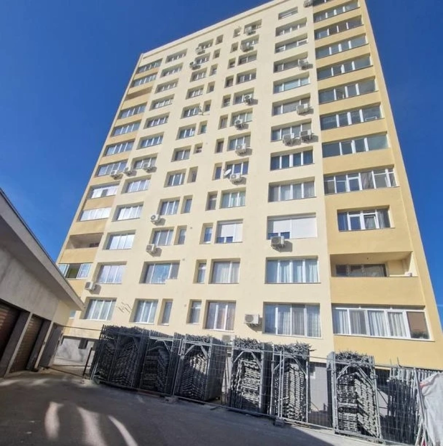 МРРБ инспектира санирането на 585 блока по ПВУ: 51 сгради вече са напълно готови
