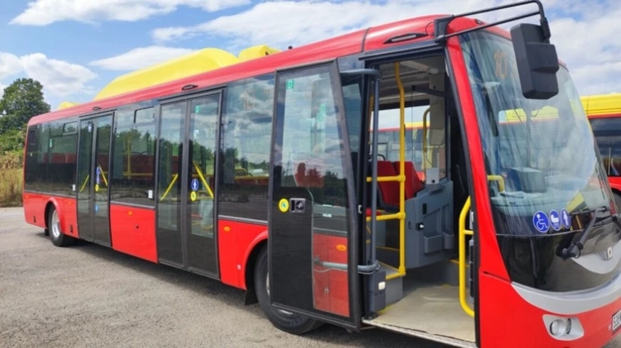 Нови електрически автобуси обновяват обществения транспорт в Перник