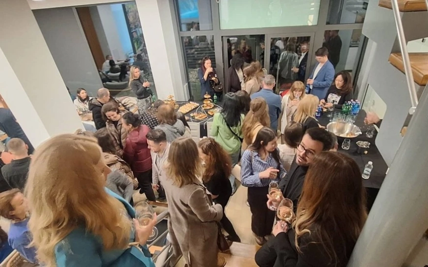 Интериор на къщи: баланс между функционалност, естетика и уют