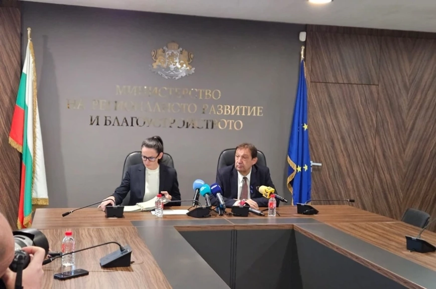 МРРБ планира проектиране на 1300 км магистрали и скоростни пътища през 2027 г.