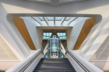 Нова гара Монс: Архитектурно чудо и транспортен хъб в Белгия