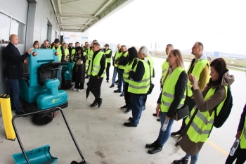 Емил Димитров, мениджър логистика в LOGISTICS 99 (вляво с председателя на Българската асоциация по снабдяване Арно Куюмджиян