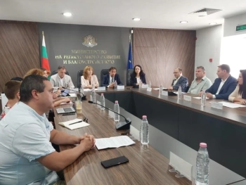 МРРБ и общините поставят ново начало в децентрализацията със Зелена книга