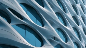 Кръгов дизайн на фасадни системи: как да проектираме за промяна, а не за подмяна