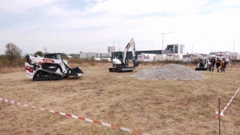 Строителната техника отблизо: Мегатрон показа машините на Bobcat, Develon и Atlas Copco