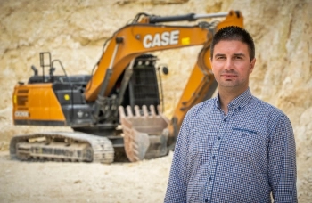 Светлин Чокоев, Скални материали: С багера Case CX210E-S работим бързо, прецизно и ефективно