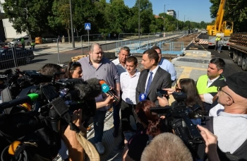 Кметът Васил Терзиев провери ремонта на бул. Александър Стамболийски