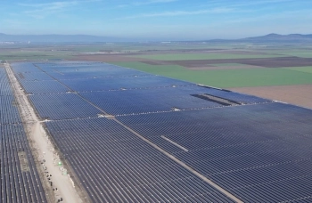 Първата фаза на Тенево Солар Технолоджи заработи с 69 MW фотоволтаици край Ямбол