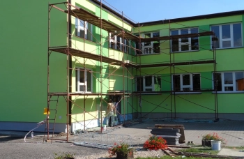 МРРБ започна сключването на договори за саниране на многофамилни жилищни сгради по Етап II на Плана за възстановяване и устойчивост