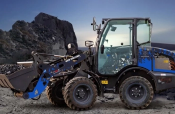New Holland спечели наградата GOOD DESIGN® за усъвършенстван електрически компактен челен товарач