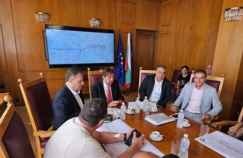 Кметовете подкрепиха незабавното подновяване на строежа на АМ Хемус чрез анекси към договорите