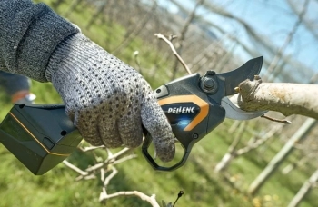 Безкабелна акумулаторна ножица Pellenc C3X – прецизност и комфорт при всяко рязане